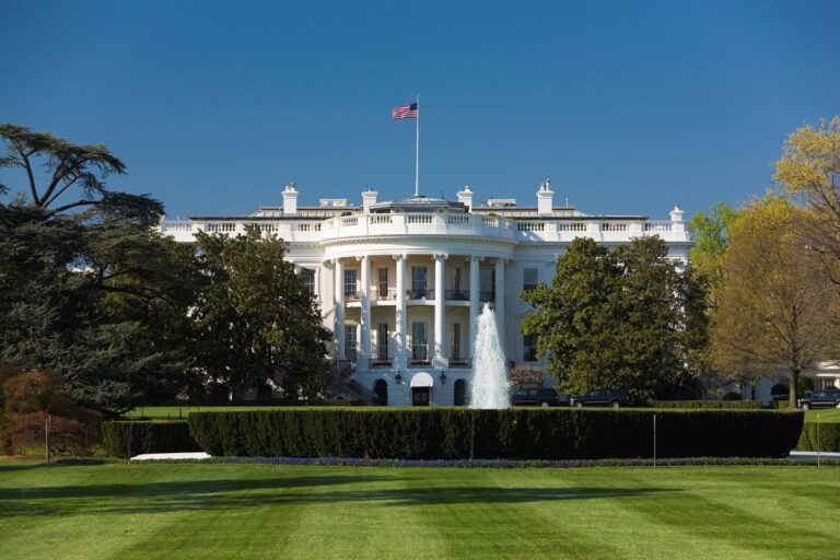 Новини світу - Трамп збудує бальну залу у Білому домі за $200 млн