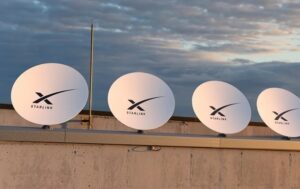 Новини світу - У Польщі заперечили, що перестануть оплачувати Starlink для України