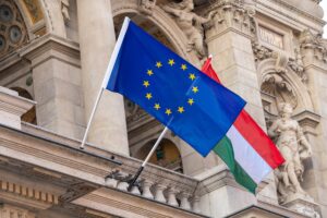 Новини світу - Угорщина оскаржить передачу російських активів Україні