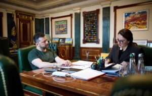 Новини України - Уряд оновить правила перетину кордону - Зеленський