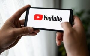 Новини України - YouTube заблокував в Україні понад 35 каналів з російською пропагандою