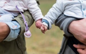 Новини України - Чи переможе життя: скільки ще українці відчуватимуть наслідки війни