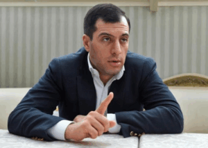 Новини світу - Ексчиновника РФ, який втік із суду, знайшли мертвим у консульстві Вірменії