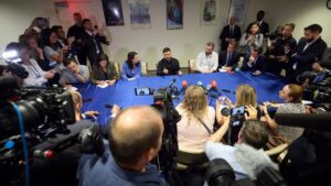 Володимир Зеленський спілкується з медіа за підсумками зустрічі з Дональдом Трампом