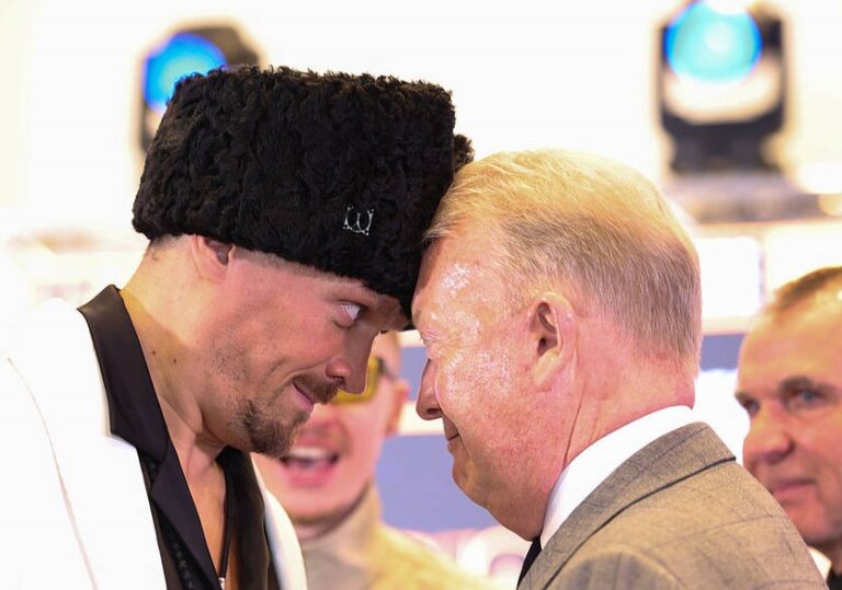 Новини спорту - Френк Воррен сприймає травму Усика як причину для невиходу на ринг