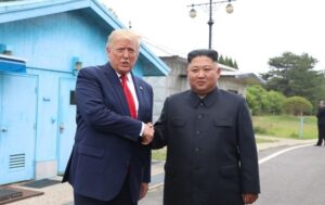Новини світу - Кім Чен Ин заявив про умову для діалогу зі США