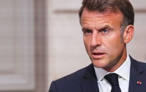 Новини світу - Макрон відправив у Польщу для захисту неба винищувачі Rafale