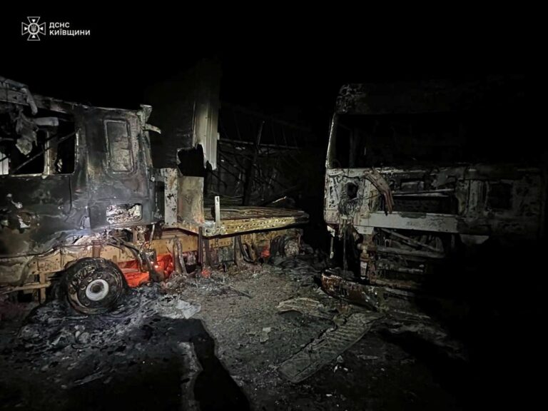 Новини України - На Київщині після атаки БПЛА горіло підприємство