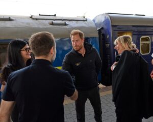 Новини культури - Принц Гаррі з несподіваним візитом прибув до Києва