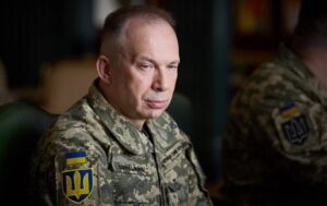 Новини України - Сирський звільнив двох командувачів корпусів