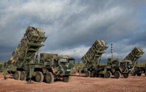 Новини світу - США відновлюють постачання зброї Україні - ЗМІ