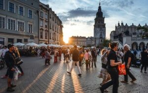Новини світу - Стало відомо, скільки поляків готові покинути країну в разі нападу Росії
