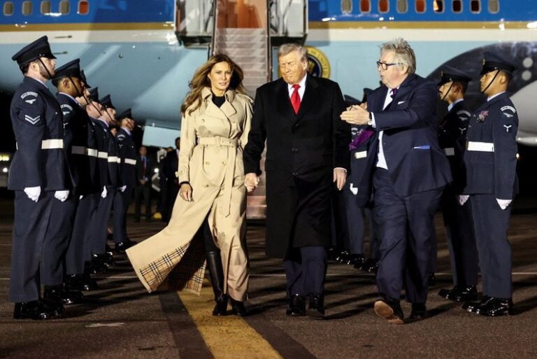 Новини світу - Трамп із першою леді прибув до Британії: як його зустріли