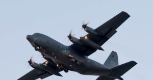 Новини світу - В Німеччині обстріляли літак Бундесверу - ЗМІ