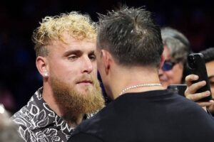 Новини спорту - Як не боїшся: Усик сказав Полу чекати його в клітці на повноконтактний бій