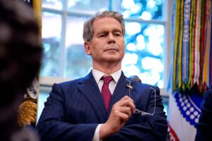 Новини світу - Бессент прокоментував заяви про "безпечність" санкцій для РФ