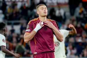 Новини спорту - Довбик має намір покинути Рому, не бачачи перспектив залишатися в клубі