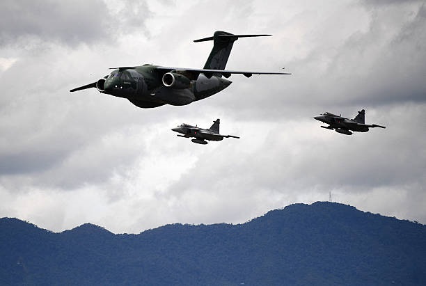 Новини світу - Швеція надасть Києву літаки радіолокації та Gripen