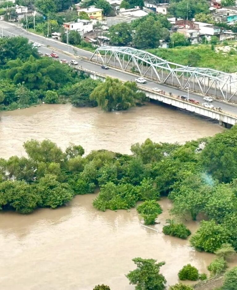 Новини світу - Сильні зливи в Мексиці забрали понад два десятки життів