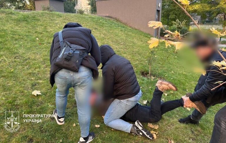 Новини Києва - У Києві експатрульний вимагав хабар за фіктивне працевлаштування у виші