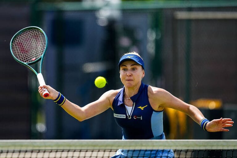 Новини спорту - Українка пробилася до півфіналу турніру в Японії