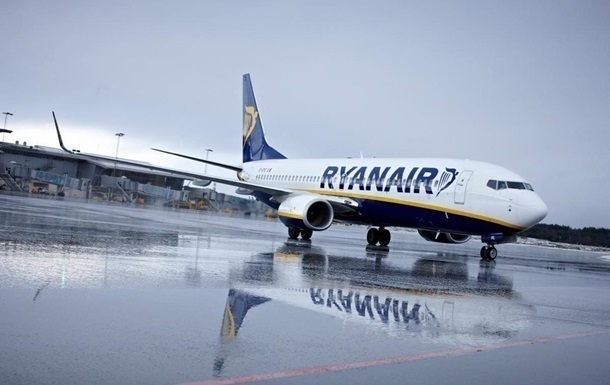 Новини бізнесу - Авіаперевізник Ryanair відмовляється від паперових авіаквитків