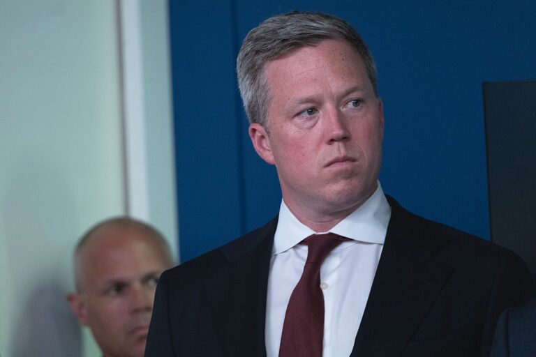 Новини світу - Новий головний переговорник. Хто такий Ден Дріскол