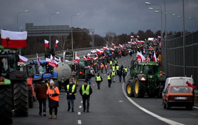 Новини світу - "По всій країні": польські фермери анонсували чергові протести