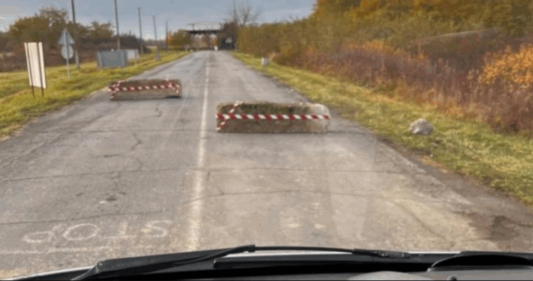 Новини України - Прорив кордону: біля пунктів пропуску почали встановлювати бетонні блоки