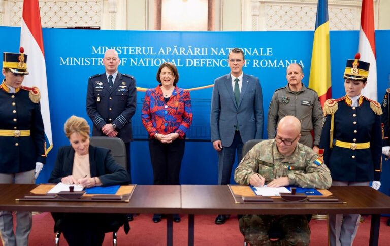 Новини світу - Румунія придбала у Нідерландів винищувачі F-16 за один євро