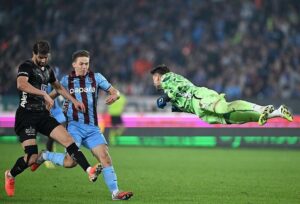 Новини спорту - Сікан може продовжити кар'єру в Бундеслізі - ЗМІ