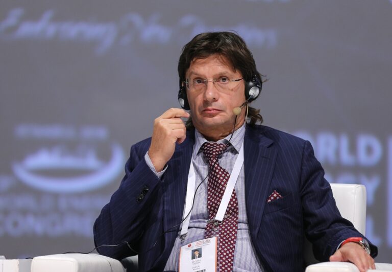 Новини бізнесу - Співзасновник Лукойлу продав свою частку на $7 млрд