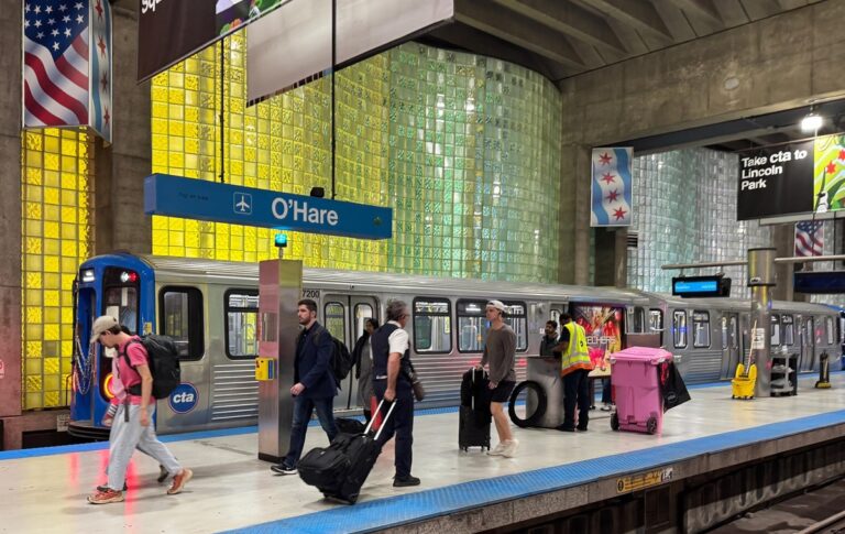 Новини бізнесу - США скоротять трафік в десятках аеропортів на 10% через шатдаун