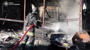 Херсон: російські війська завдали удару по міському ринку – загинув чоловік