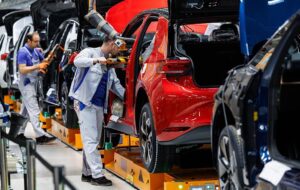 Новини бізнесу - Автовиробники Німеччини переживають найбільший обвал за останні 15 років