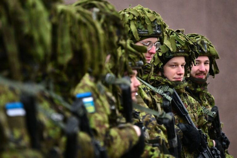 Новини світу - Естонія збільшить призов з 2027 року