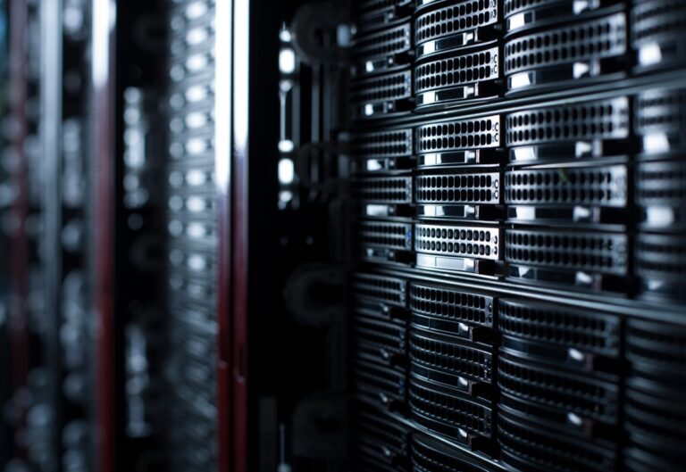 Новини бізнесу - Google вирішив вивезти з Росії всі свої сервери - ЗМІ