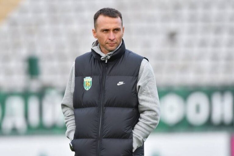 Новини спорту - Карпати розсталися з Лупашком після ювілейної гри на тренерському містку