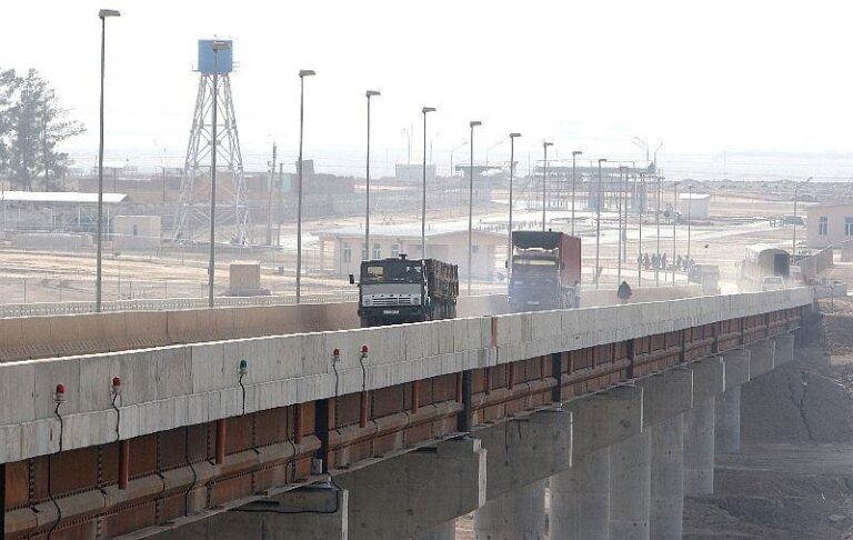 Новини світу - На кордоні Таджикистану й Афганістану сталася перестрілка: є жертви