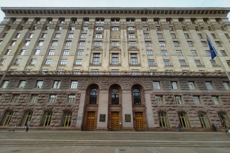 Новини Києва - У Києві демонтували понад 20 тисяч незаконних рекламних конструкцій