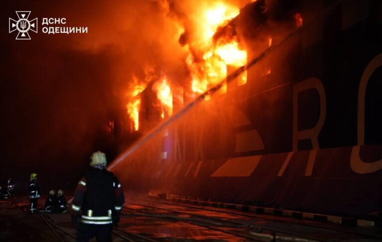 Новини України - Зеленський відреагував на удар по судну на Одещині