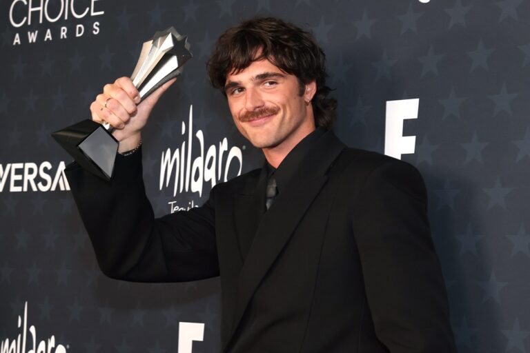 Новини культури - Critics Choice Awards 2025: головні нагороди