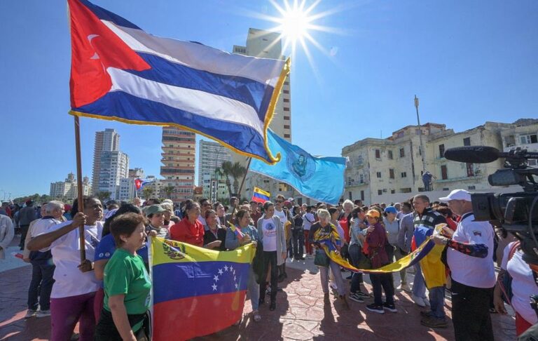 Новини світу - Куба заявила про загибель 32 своїх громадян під час вивезення Мадуро