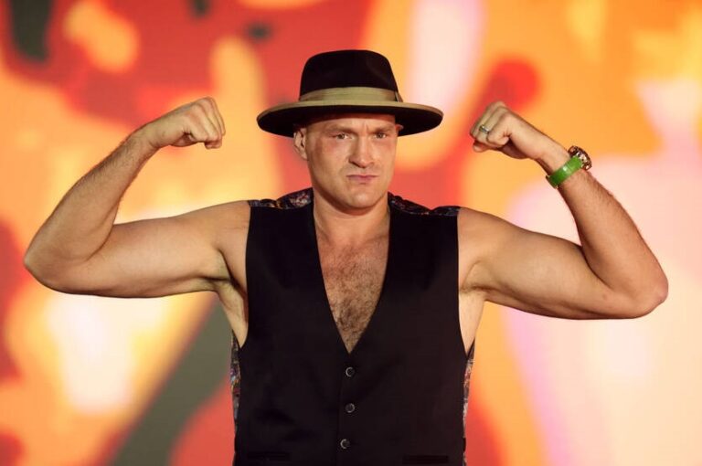 Новини спорту - Менеджер Ф&rsquo;юрі розкрив плани боксера щодо кількості боїв цього року