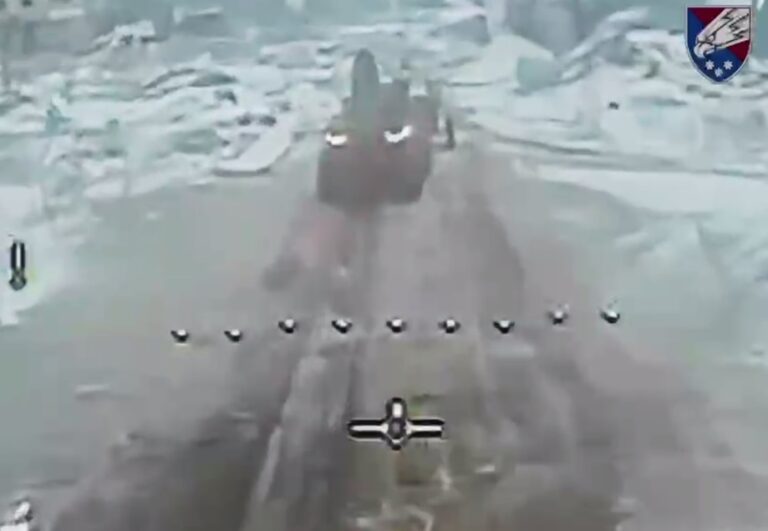 Новини України - Пілоти ЗСУ знищили російську колону квадроциклів