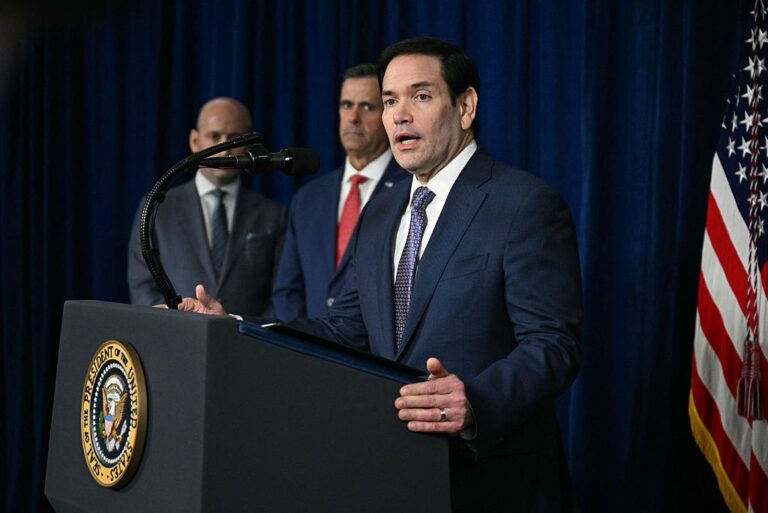 Новини світу - Рубіо виключив силовий сценарій для Гренландії