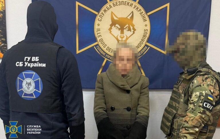 Новини України - В Одесі агентка ГРУ під виглядом вигулу собак коригувала удари росіян