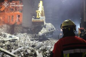 Новини України - З-під завалів у Харкові деблокували тіло дитини